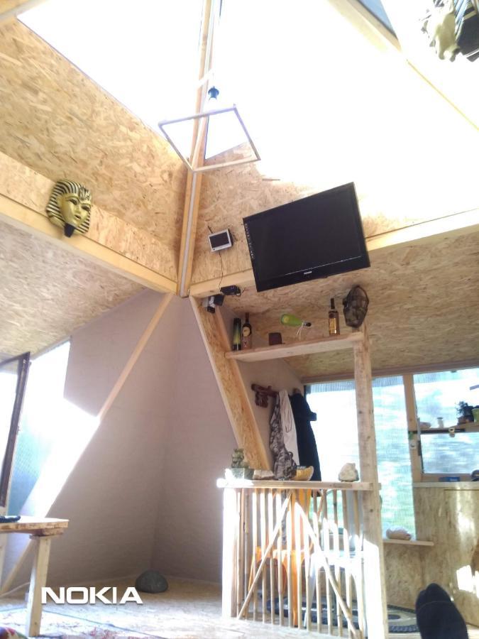 Vila Pyramid Visoko Exteriér fotografie