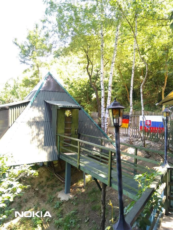 Vila Pyramid Visoko Exteriér fotografie